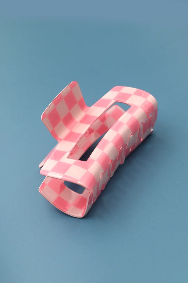 Jumbo Resin Checker Hair Claw Clips 4inch - Image 4