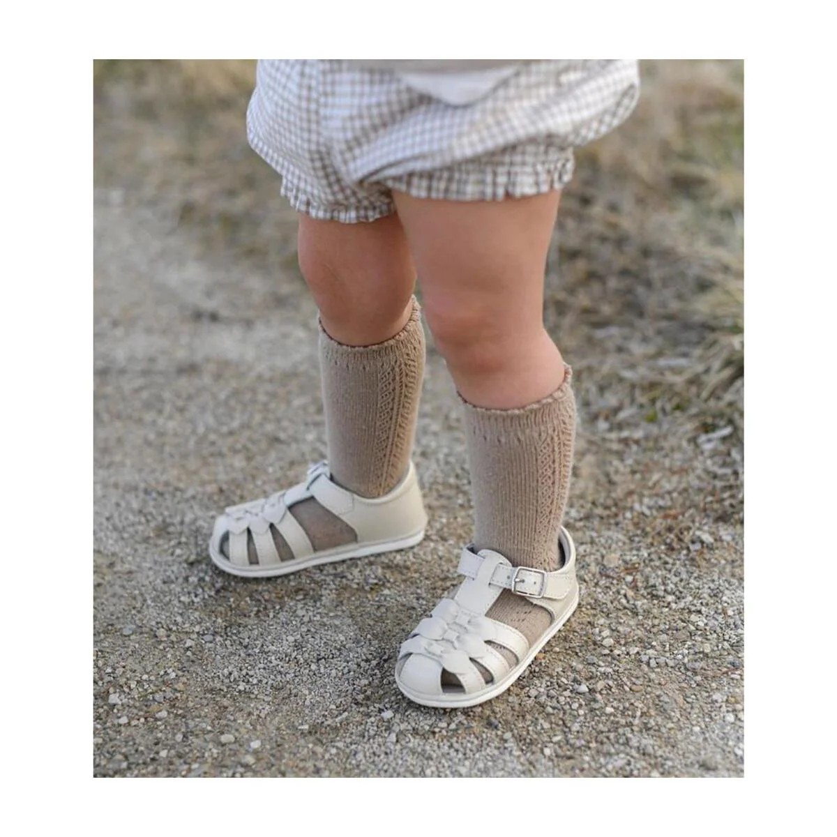 l'amour - Oatmeal Everly Bow Sandal - Image 2