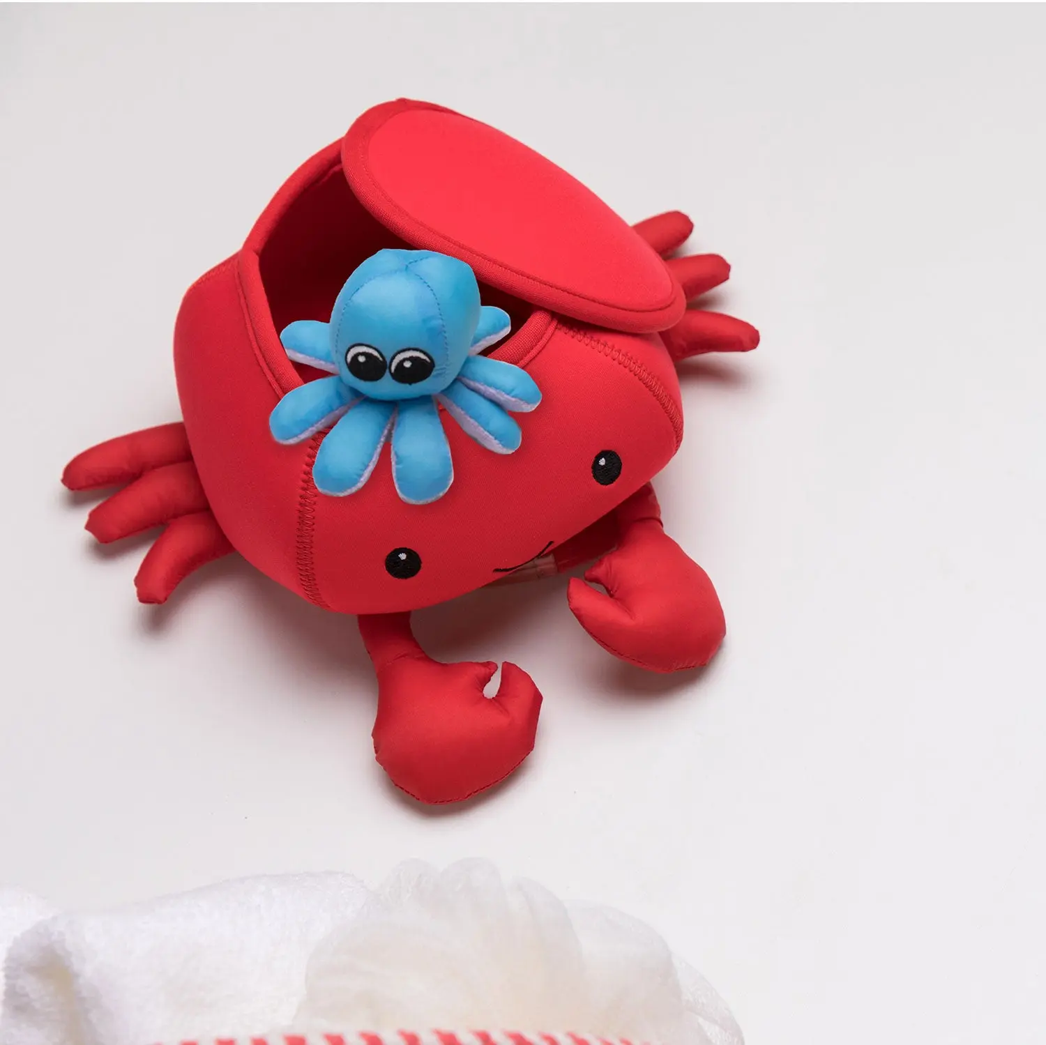 Manhattan Toy - Crab Floating Fill n Spill Bath Toy - Image 4