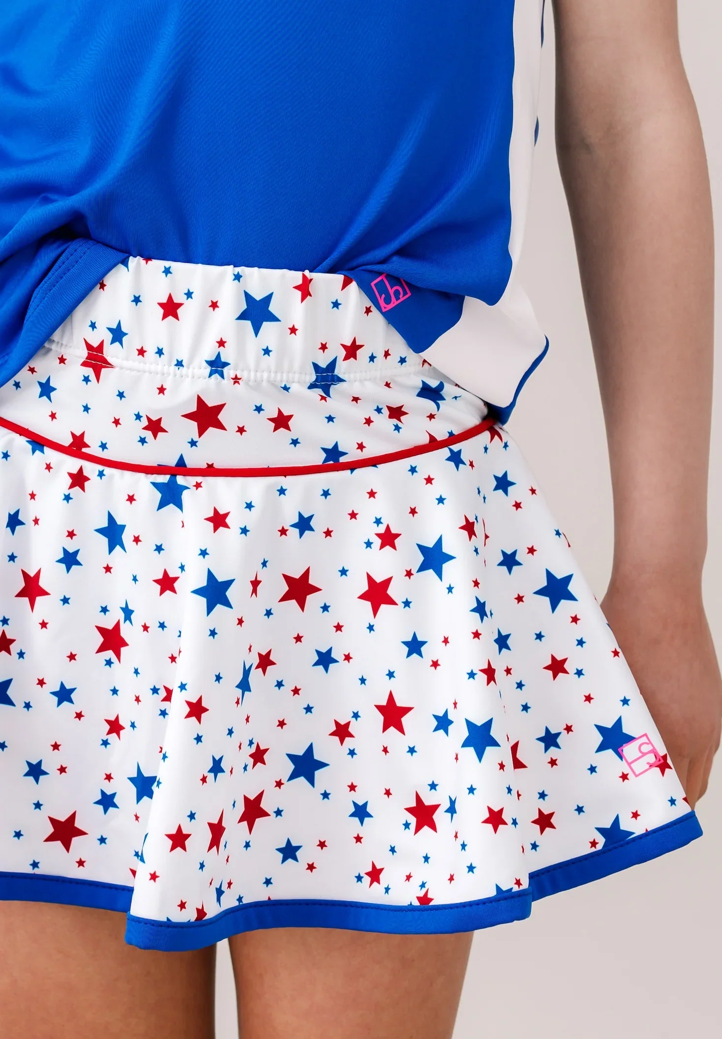 Set Athletics - Quinn Skort - A Star Is Born, Candy Apple Red, Resort Royal - Image 3