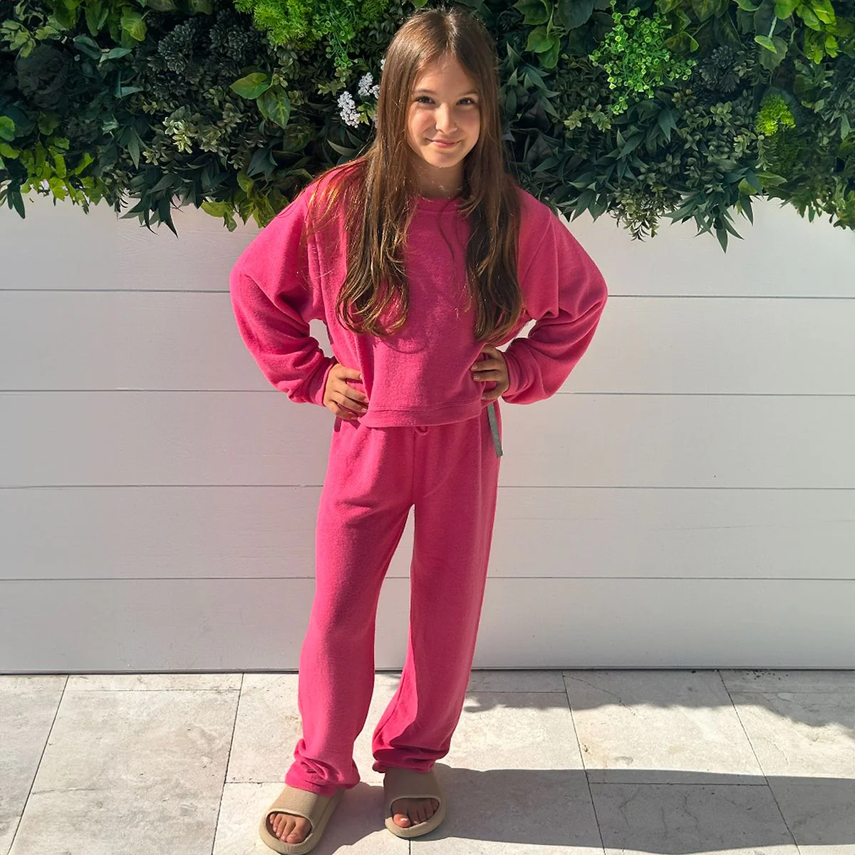 Suzette - Soft Cloud Crewneck - Hot Pink - Image 3